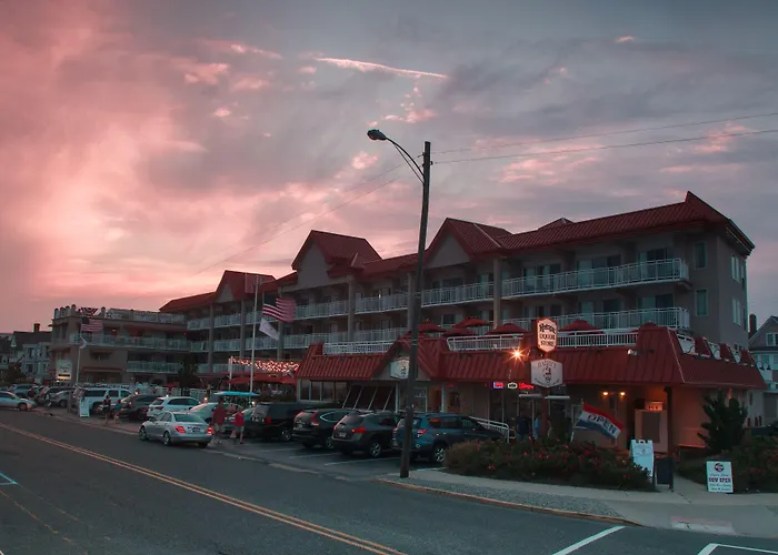 Montreal Beach Resort